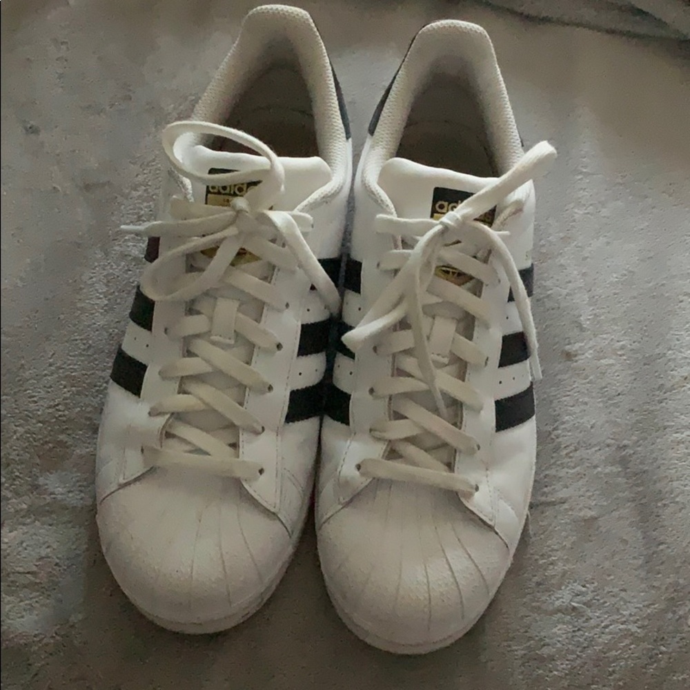 Adidas Superstar black and white